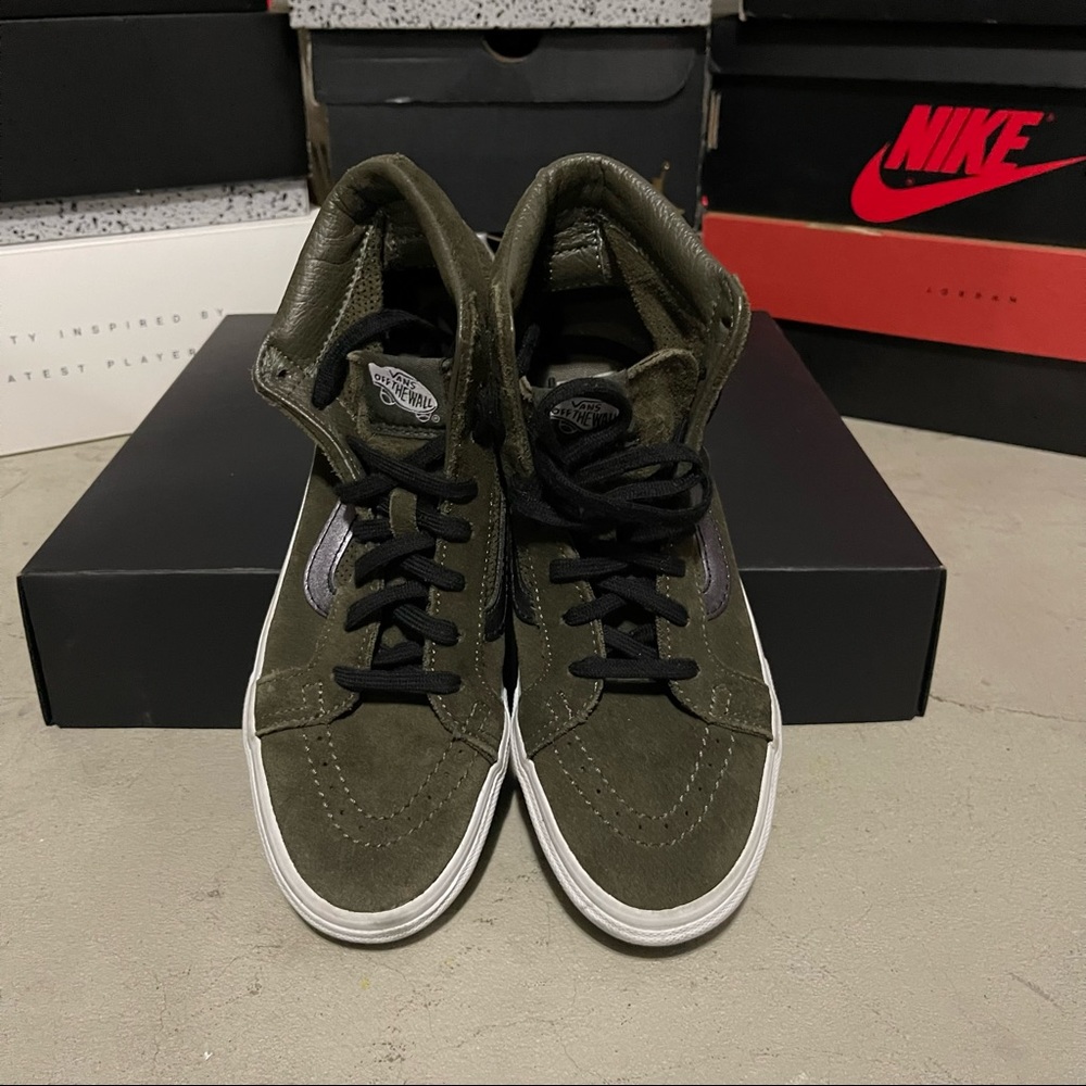 Vans high top shoes